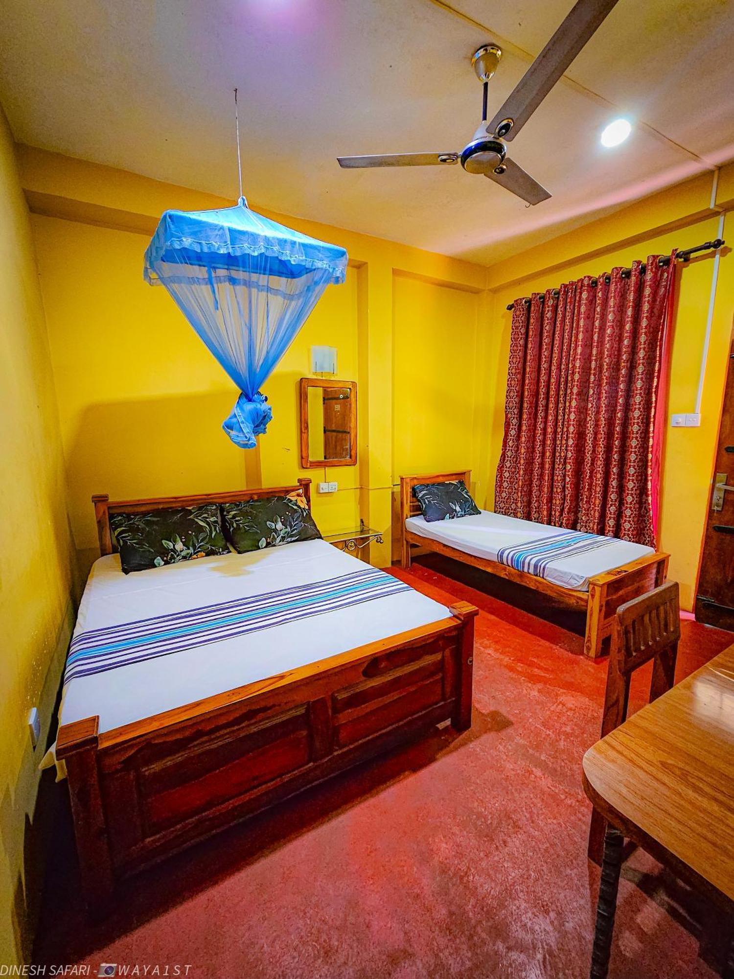 Dinesh Safari Homestay Udawalawe Exteriör bild