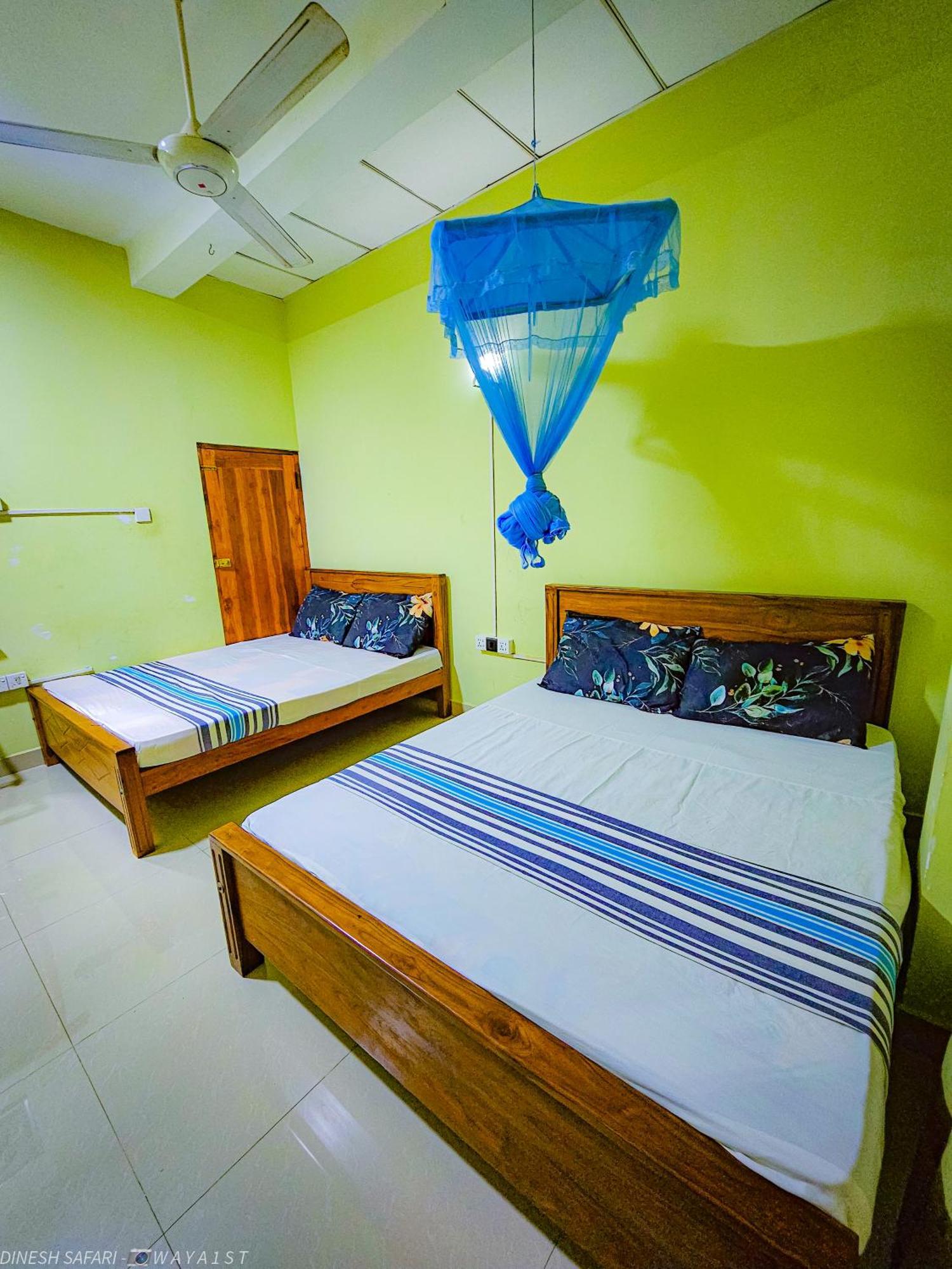 Dinesh Safari Homestay Udawalawe Exteriör bild