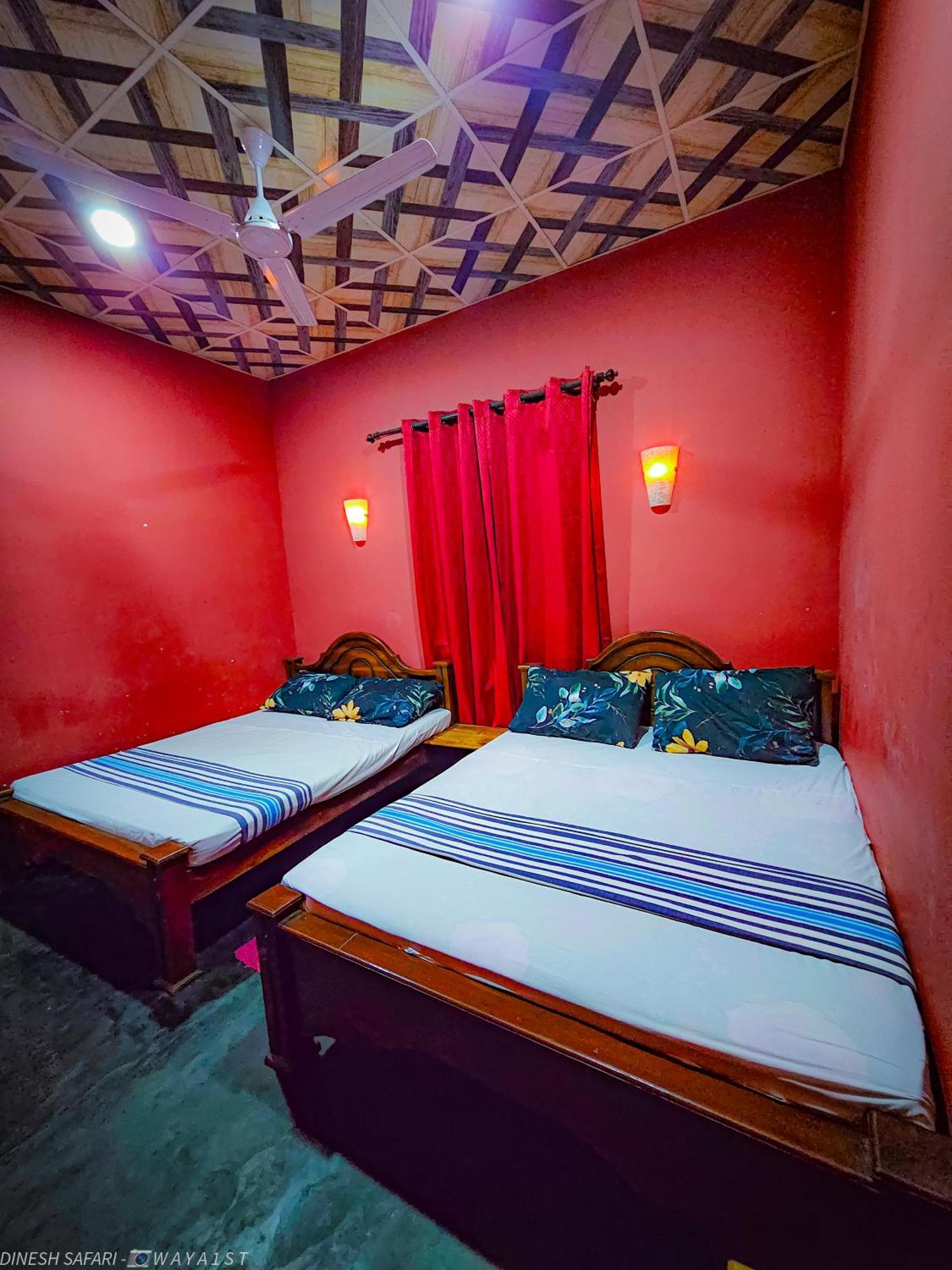 Dinesh Safari Homestay Udawalawe Exteriör bild